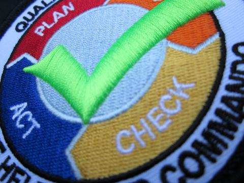 3d 3d dik borduren puff emblemen badges patches laten maken 1
